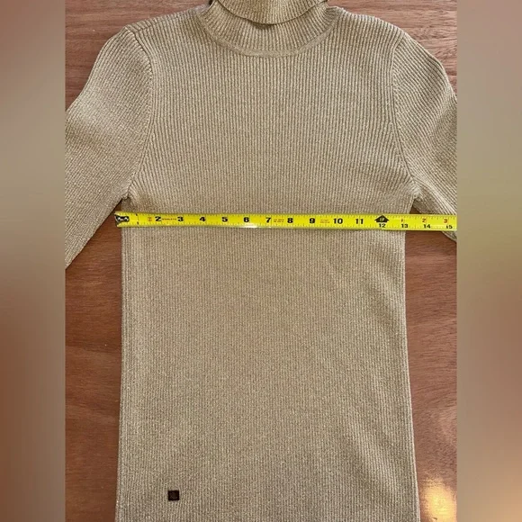 NEW Ralph Lauren Women's Golden Turtleneck Sweater - Size M - Picture 4 of 9